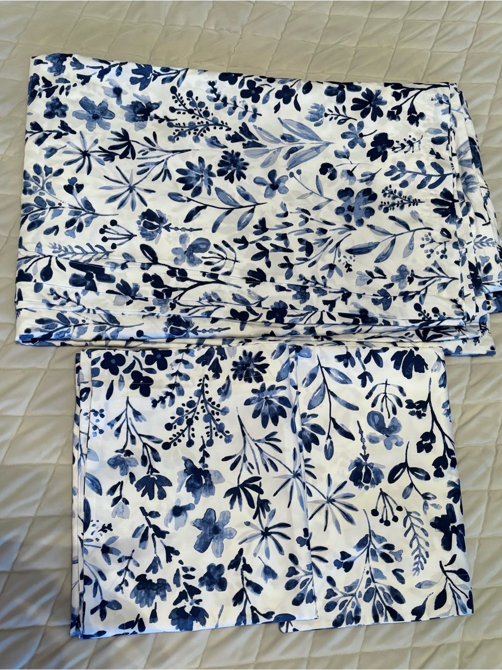 Boll & Branch King Signature Hemmed Duvet Set Navy Botanical Print
